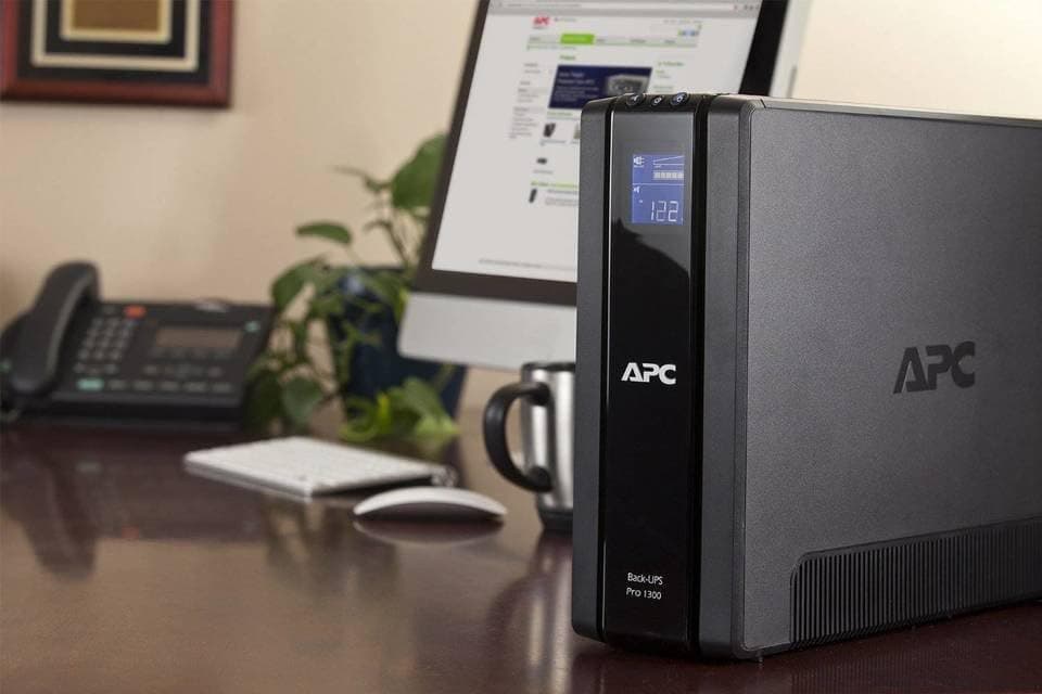 APC Back-UPS Pro BR1500G-IN 1500VA / 865W UPS | Backup for NAS Storage, Creative Workstation & Premium Home Office | LCD Display | 6 Backup Outlets | 2 Year Warranty - Image 2